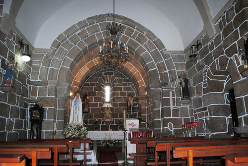 Igrexa de San Antolín de Baíñas